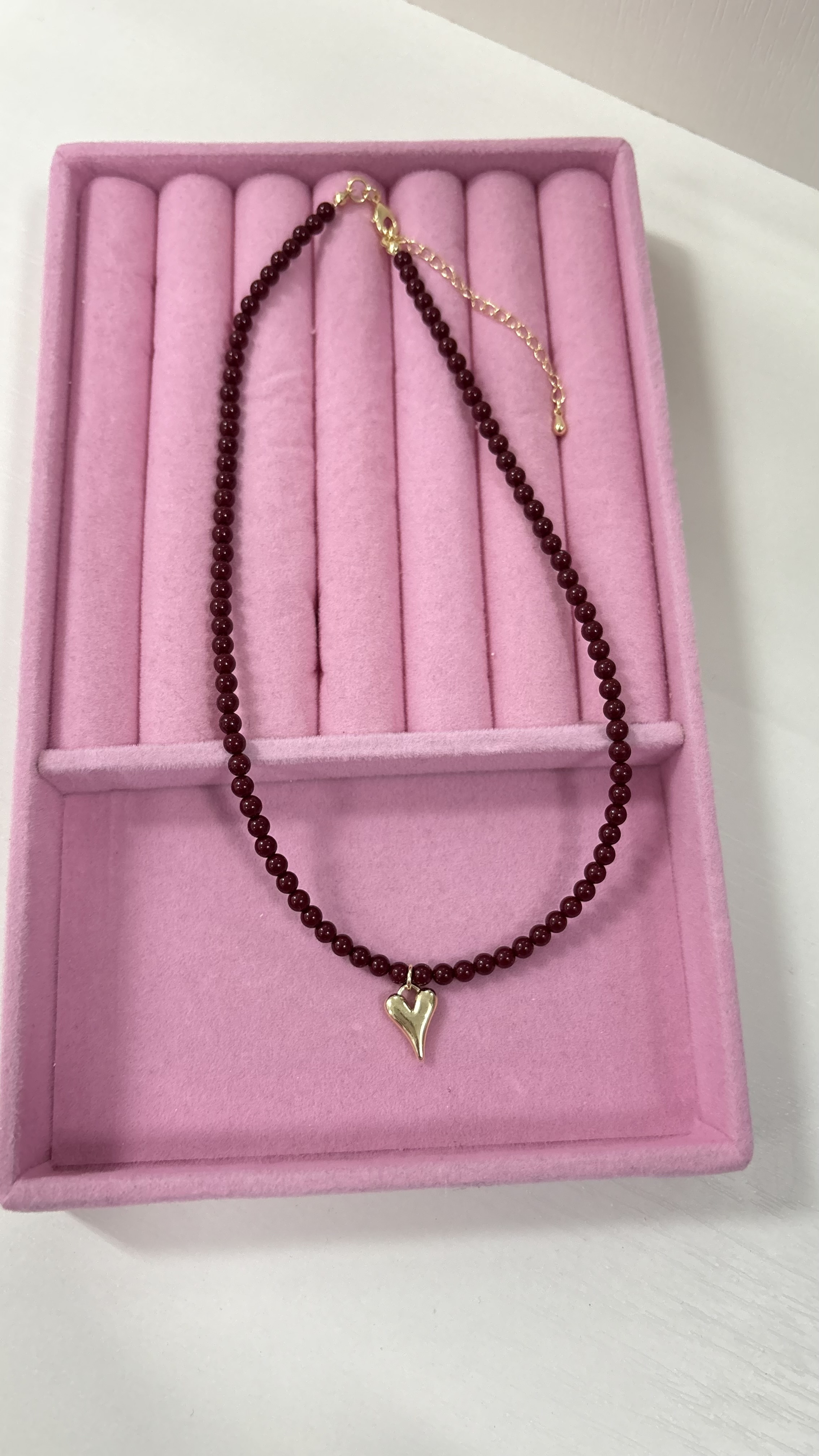 Колье бордовый жемчуг