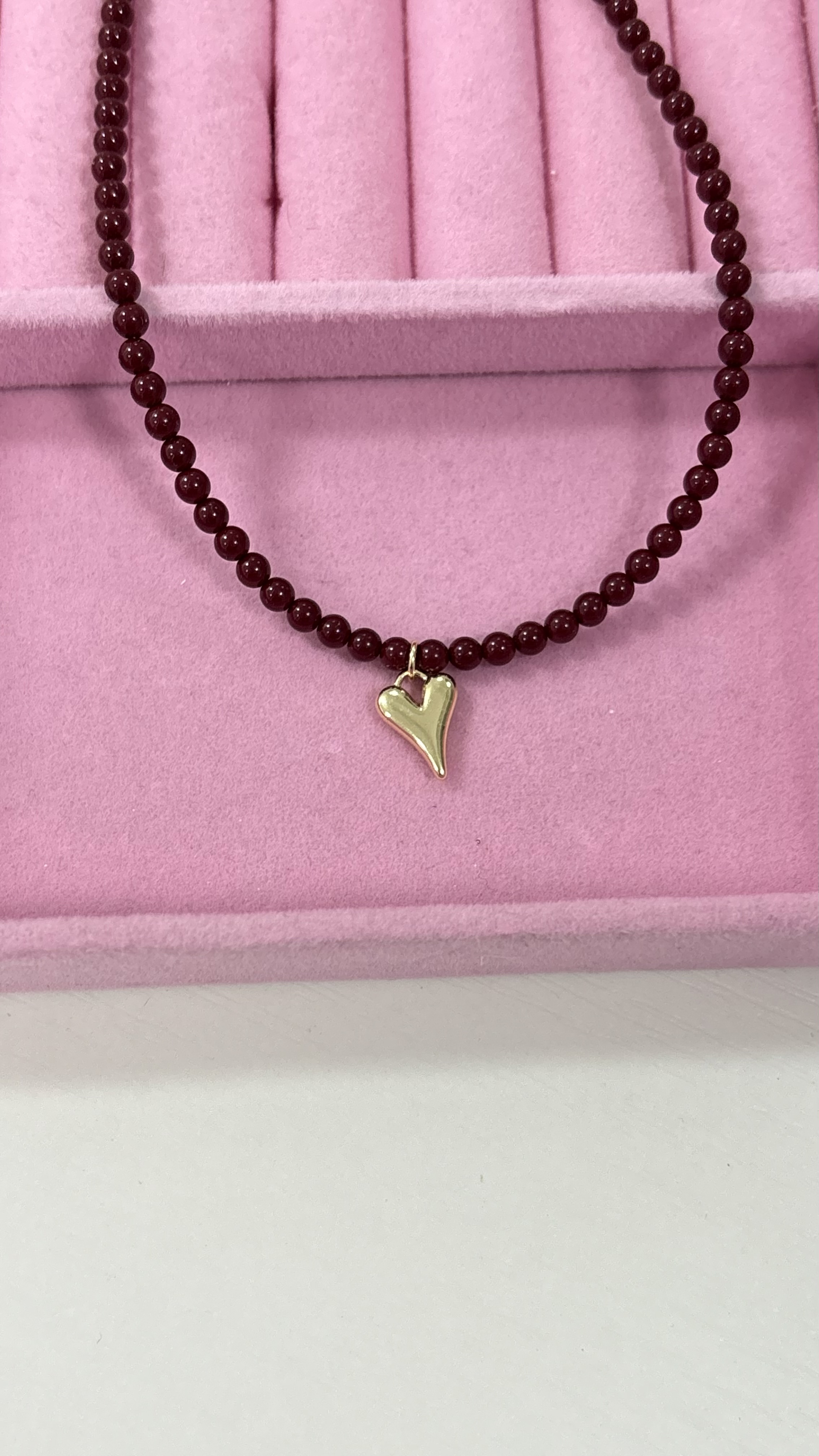 Колье бордовый жемчуг